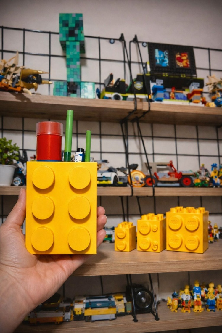 LEGO KALEMLİK