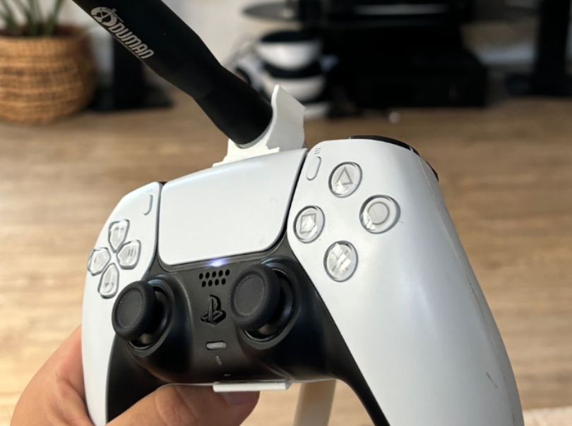 PS5 Kontrolcüsü İçin Nargile Tutucu