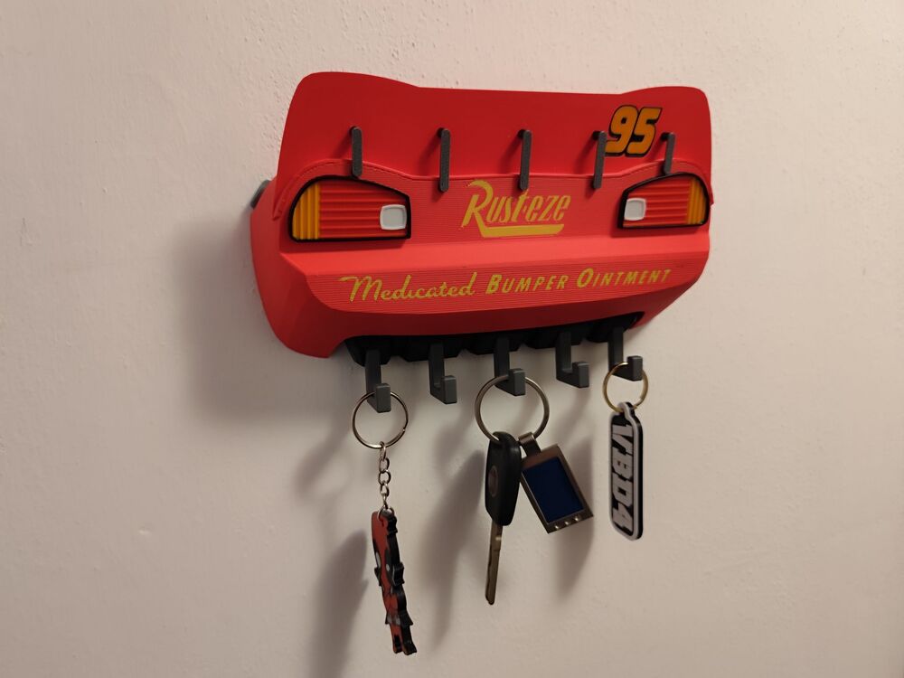 Cars Şimşek McQueen Anahtarlık Askısı