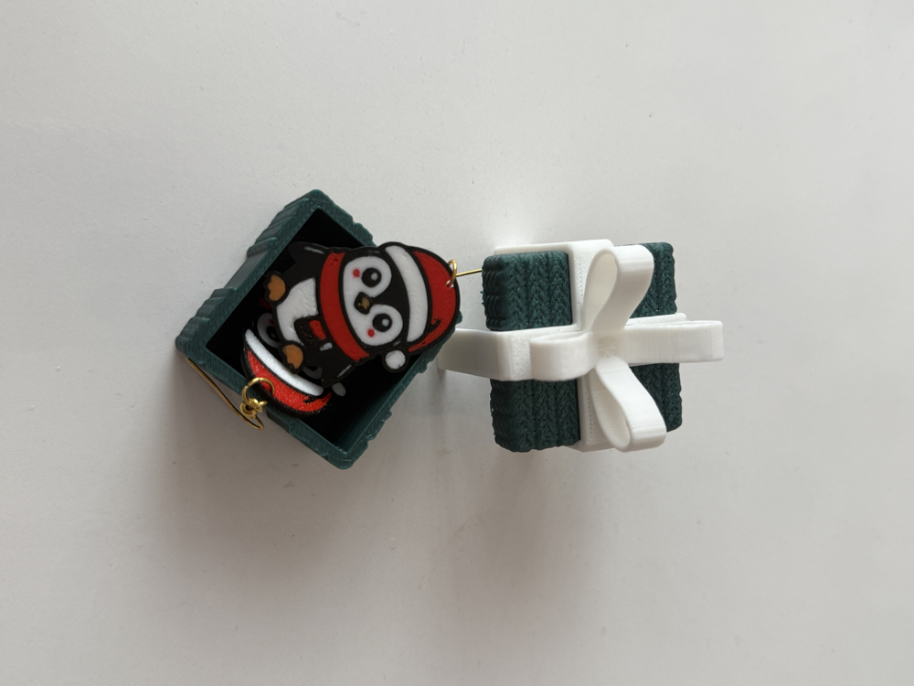 Sevimli penguen küpe