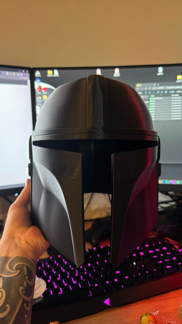 Mandalorian Kafa zırhı figürü