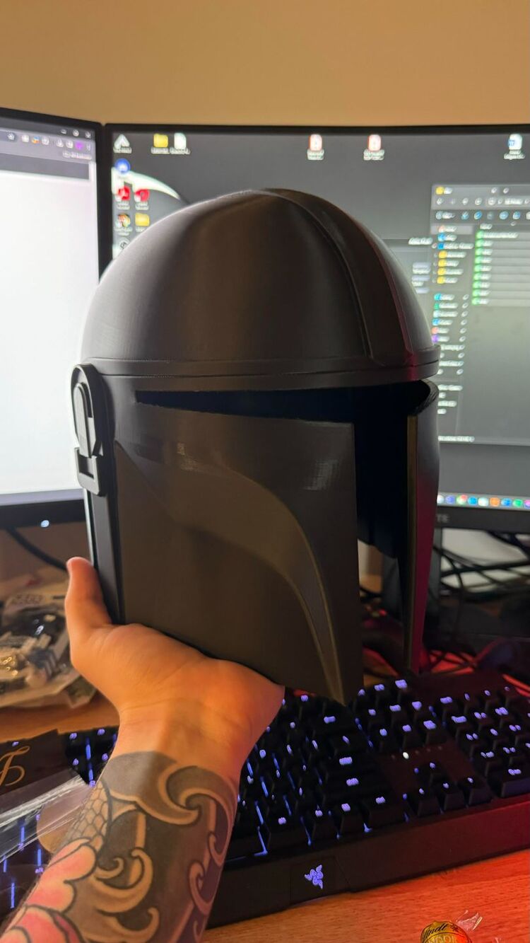 Mandalorian Kafa zırhı figürü