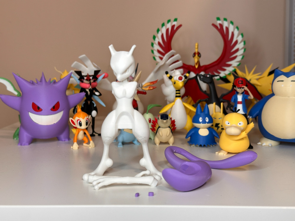 Mewtwo Figürü – 13 cm