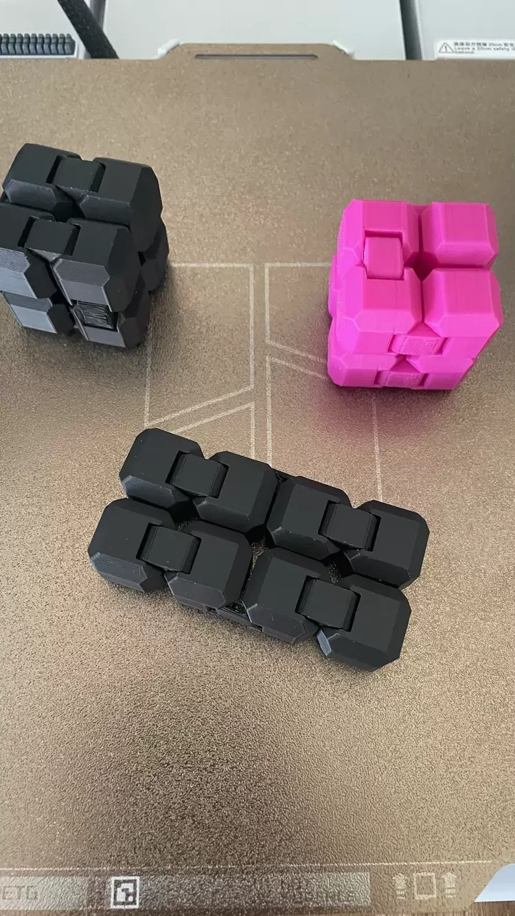 Infinity Cube (Stres Küpü) – 12 cm