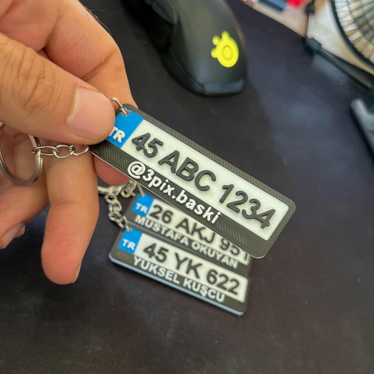 Araba Plaka Anahtarlık 3D Baskı Kişiselleştirilebilir