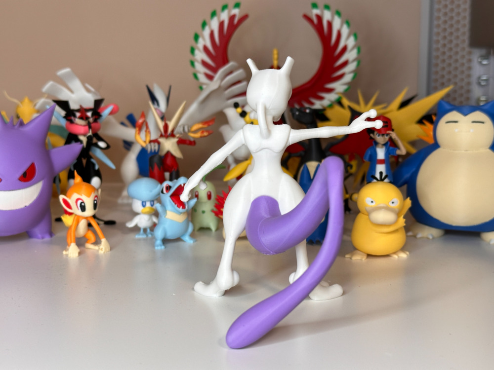 Mewtwo Figürü – 13 cm