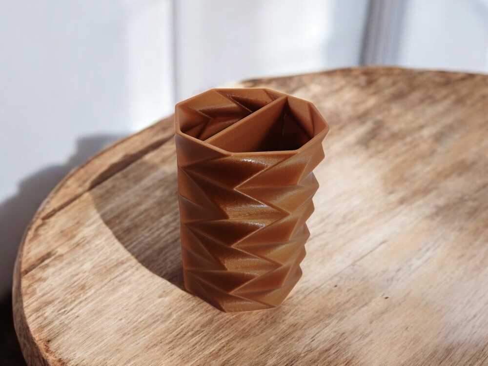 Zigzag desenli 3D 2 Bölmeli Kalemlik