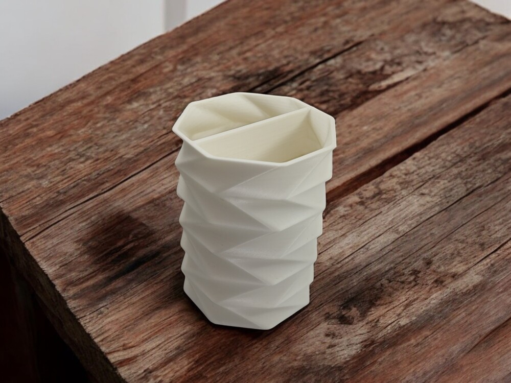 Zigzag desenli 3D 2 Bölmeli Kalemlik