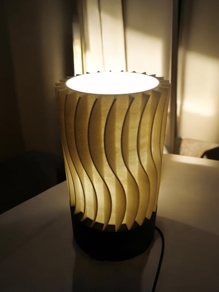 Spiral Motifli Mermer Desenli Dekoratif Masa Lambası