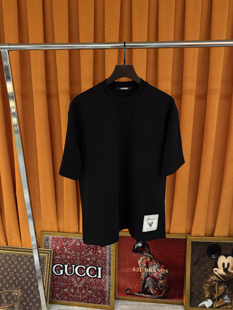 jacquemus ithal kumaş sırt nakış logo tişört siyah
