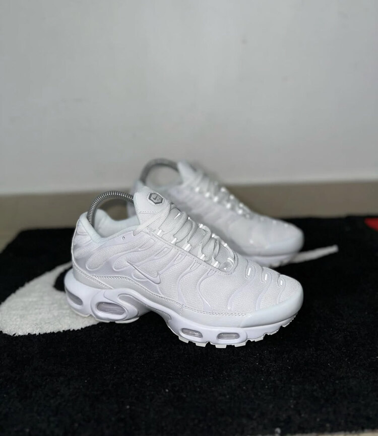 Nike Air Max Plus Tn Triple White