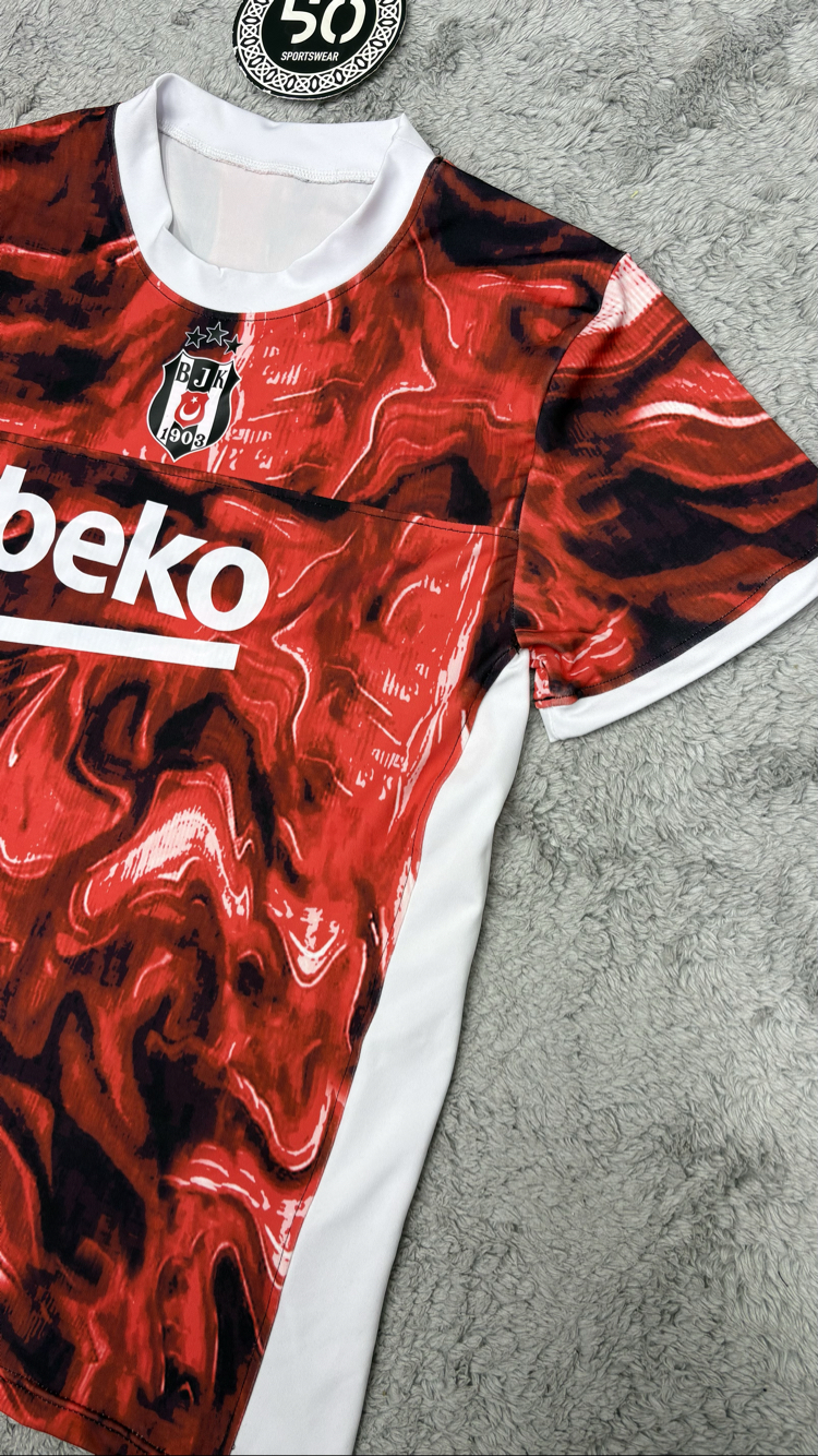 Beşiktaş Premium Forma