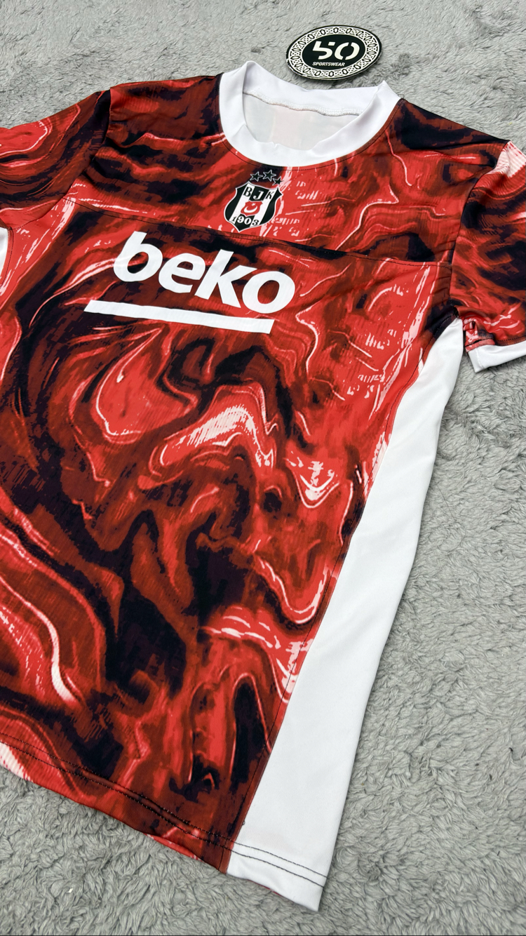 Beşiktaş Premium Forma