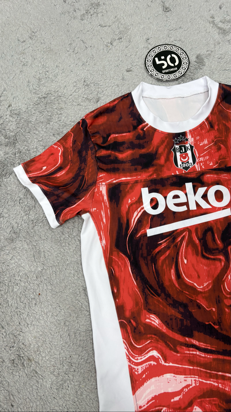 Beşiktaş Premium Forma