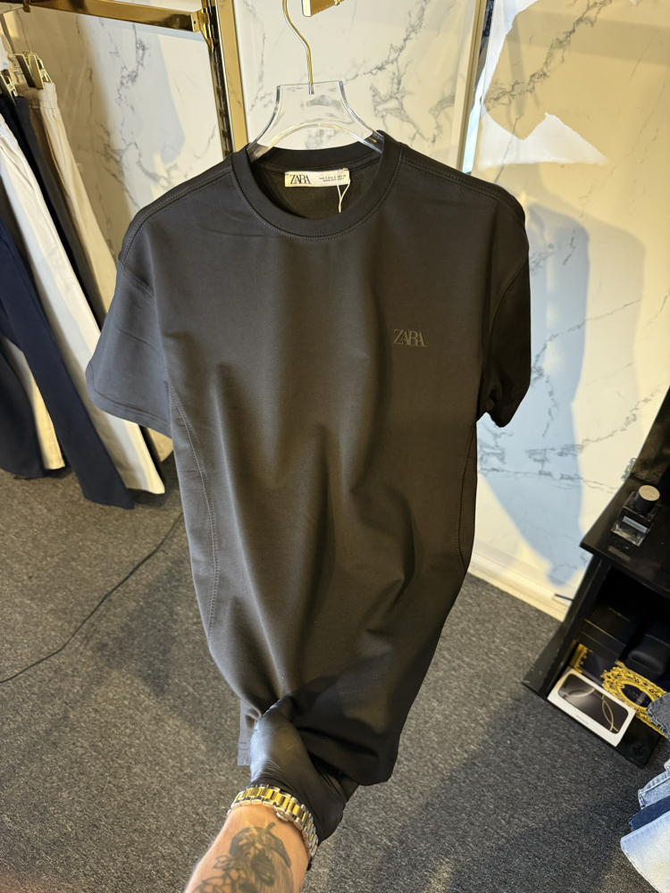 Zara Basic T-Shirt
