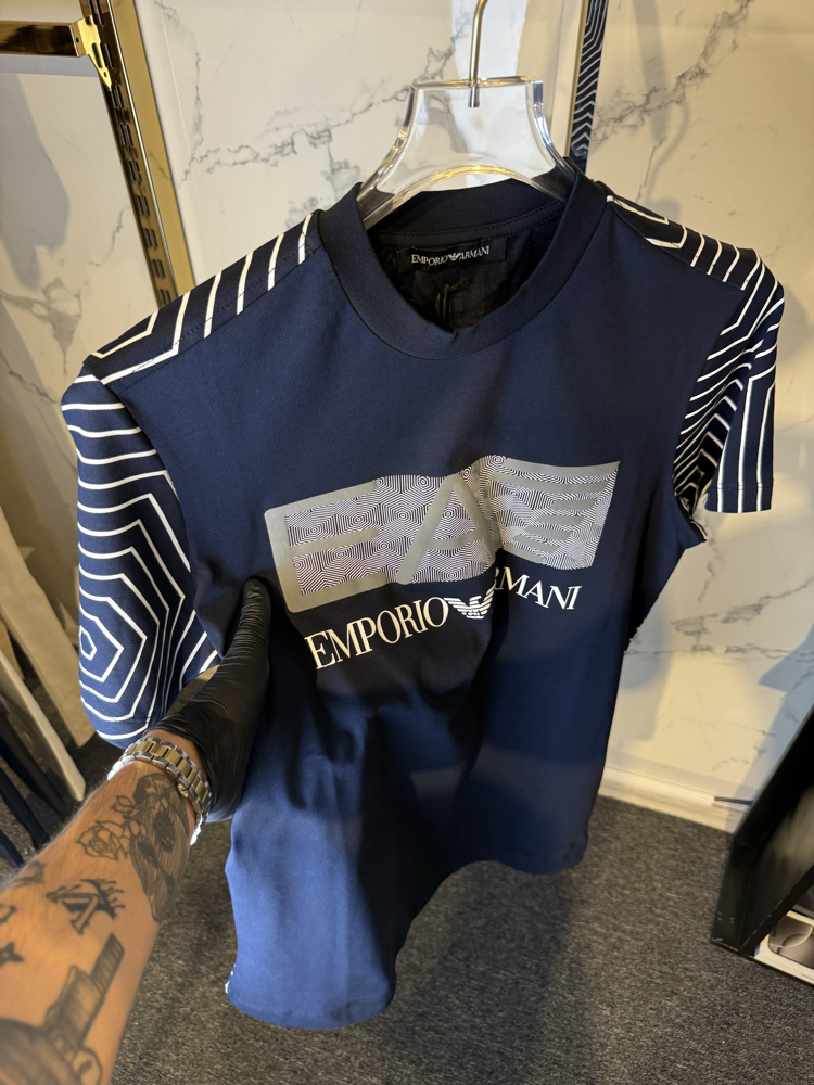 EA7 Premium T-Shirt