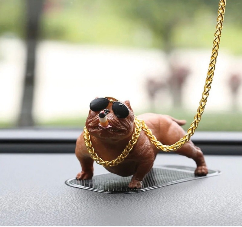Araç torpido süsü köpek model