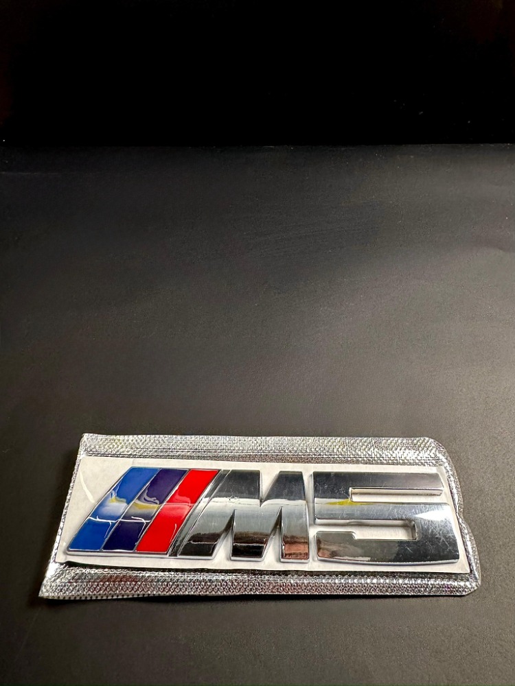Metal arma M5