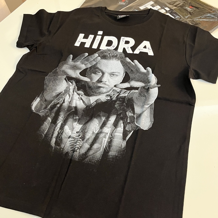 Hidra Tshirt-İmzalı Sticker Hediyeli 