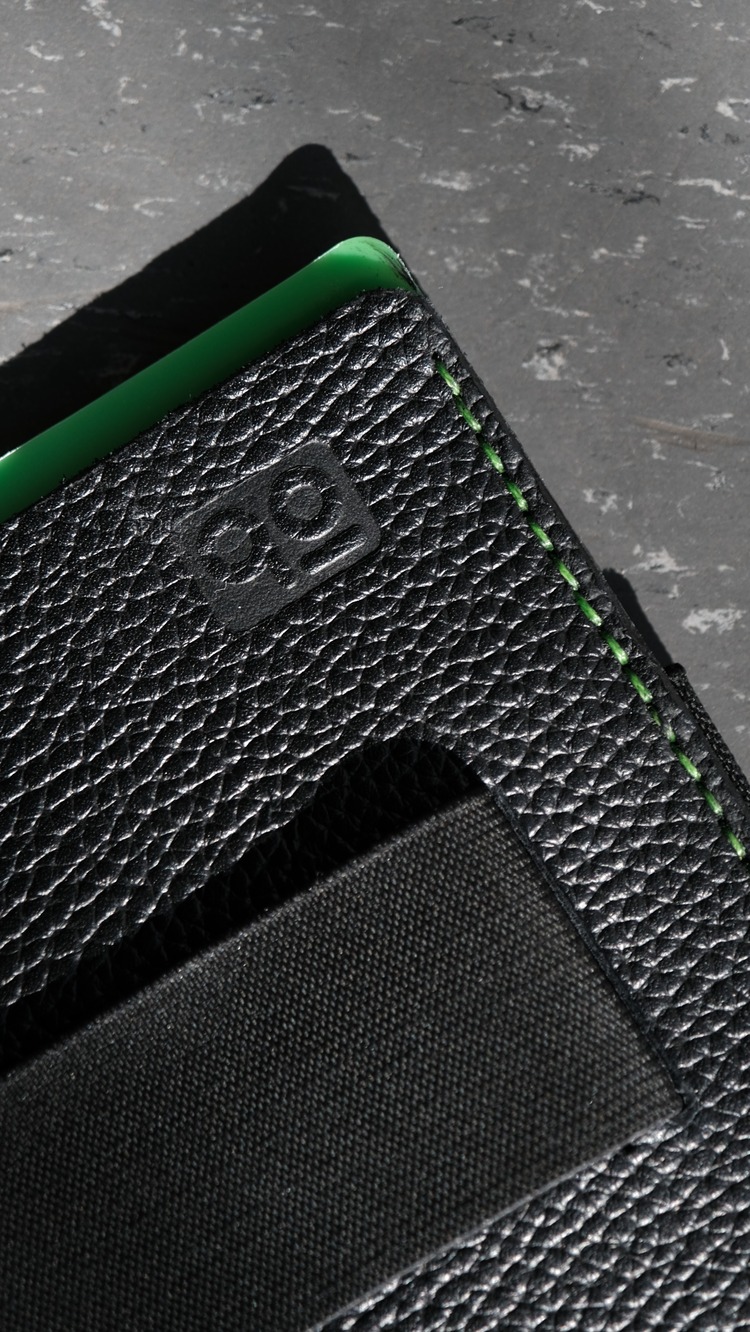90 Hip serisi 100% Dana Derisi ve 100% El Yapımı A5 Boyutlu Clutch Çanta
