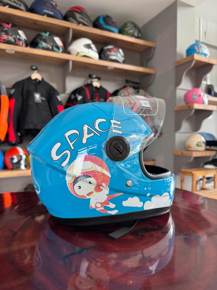 Uzay (Space) Temalı Çocuk Kapalı Motosiklet Kaskı
