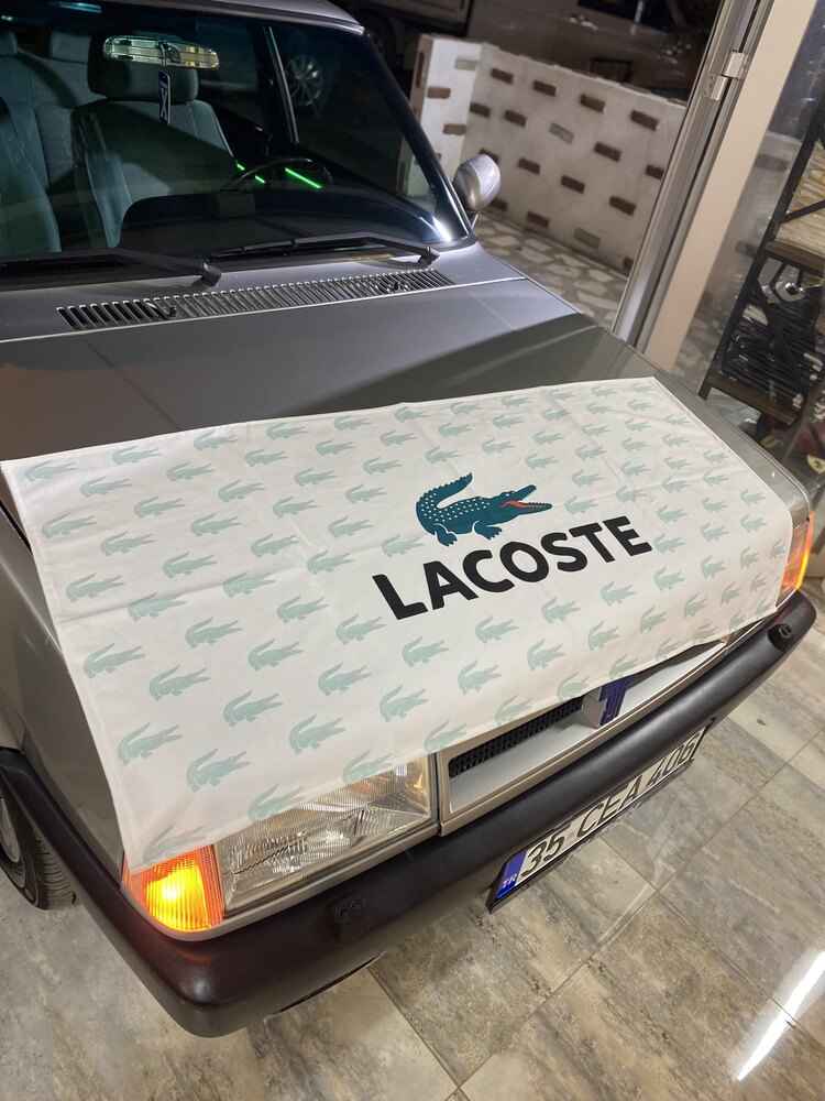 Lacoste koltuk havlusu 
