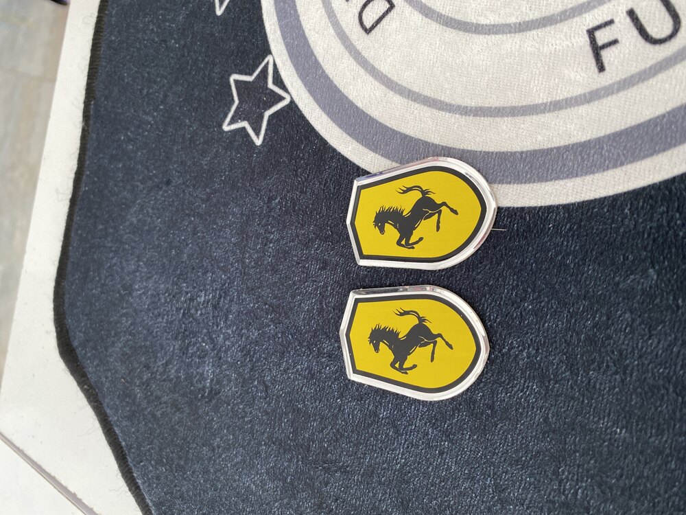 Ferrari 2’li sticker