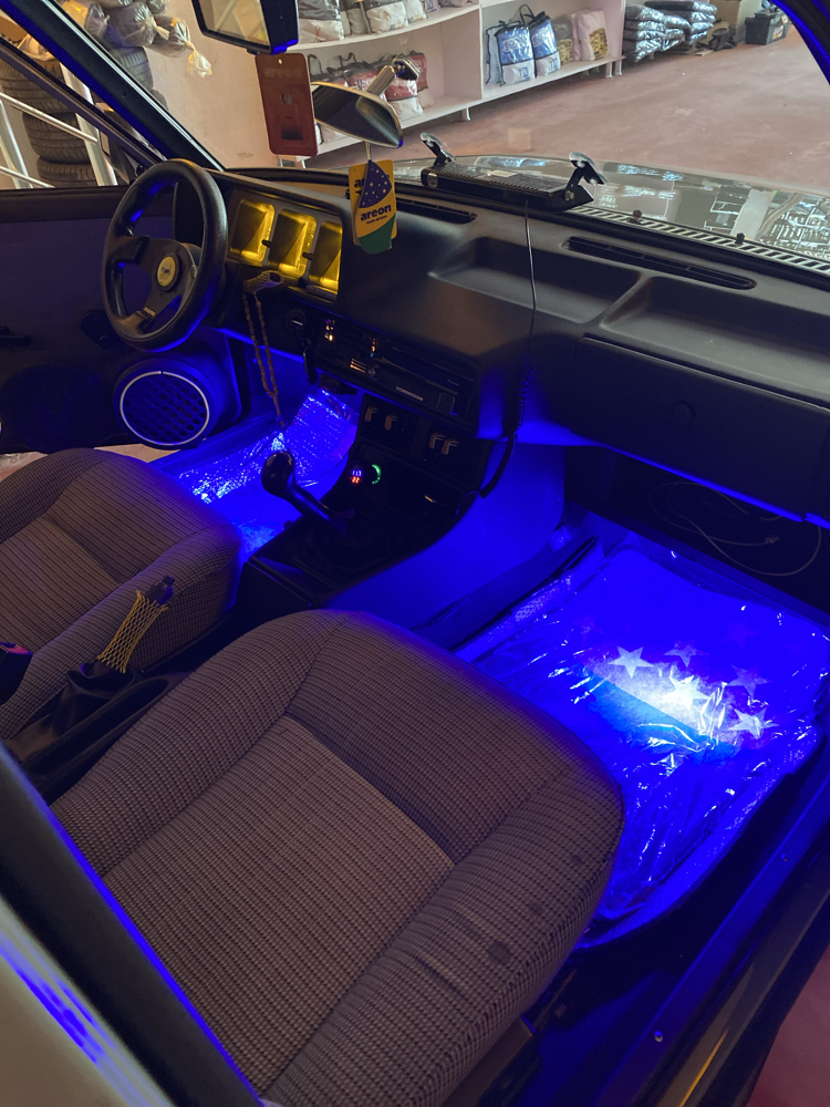 Mavi ayakaltı parmak led 