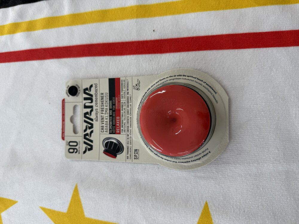 Vavana petek kokusu Kırmızı ( Sedir ağaçı )