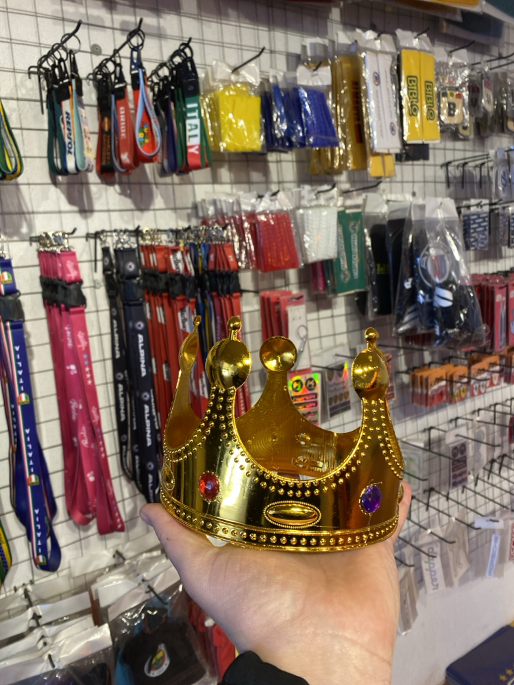 Gold kral taçı 