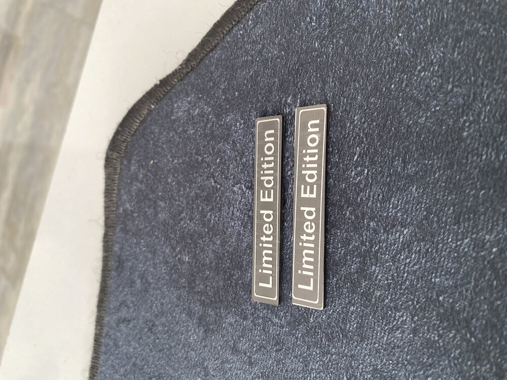 Limited edition 2’li logo