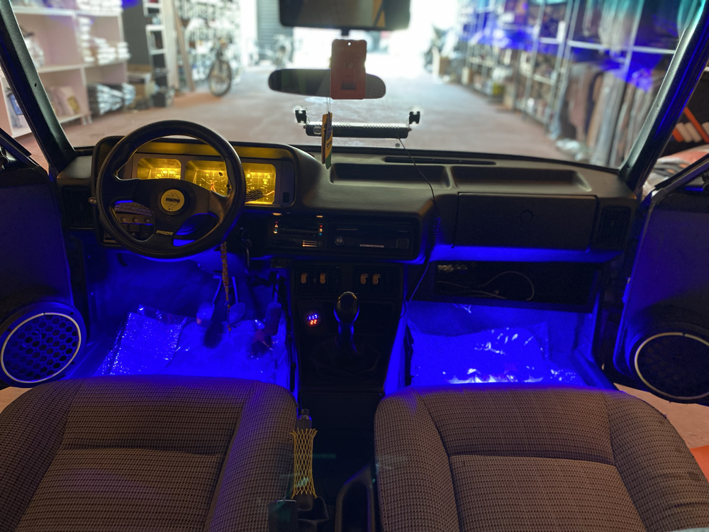 Mavi ayakaltı parmak led 