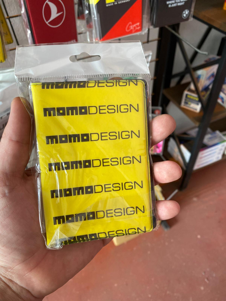 Momo desing ruhsat kabı