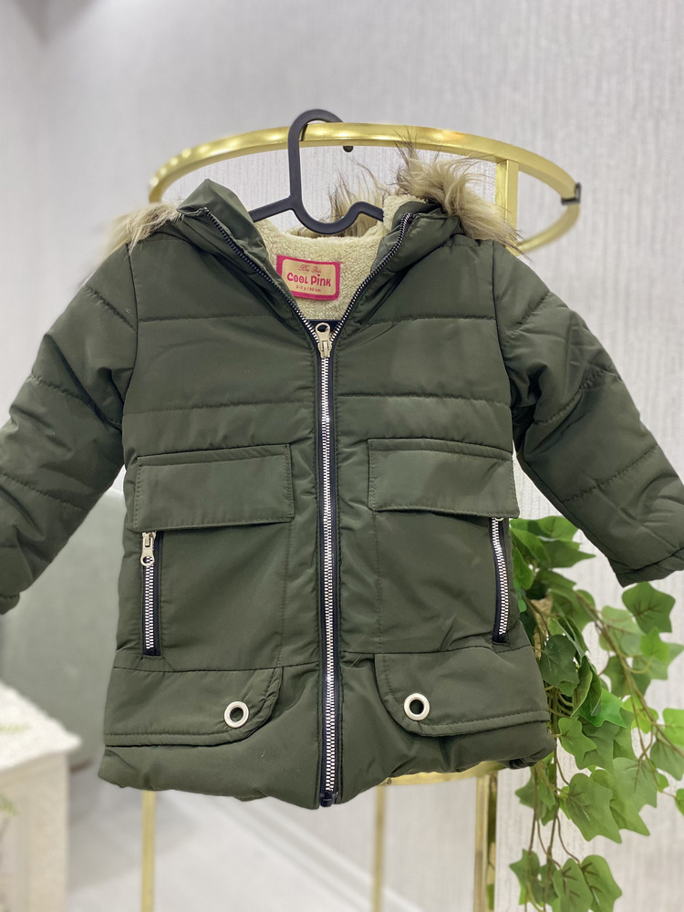 Haki Yeşil Kapşonlu Kürk Detaylı Unisex Çocuk Montu