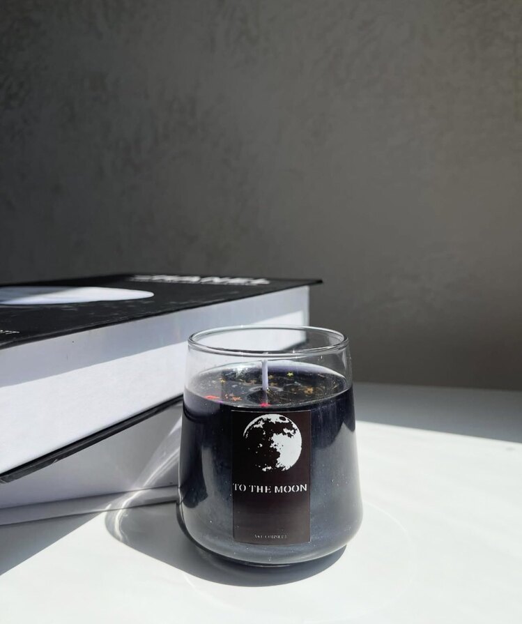 Moon Candle 