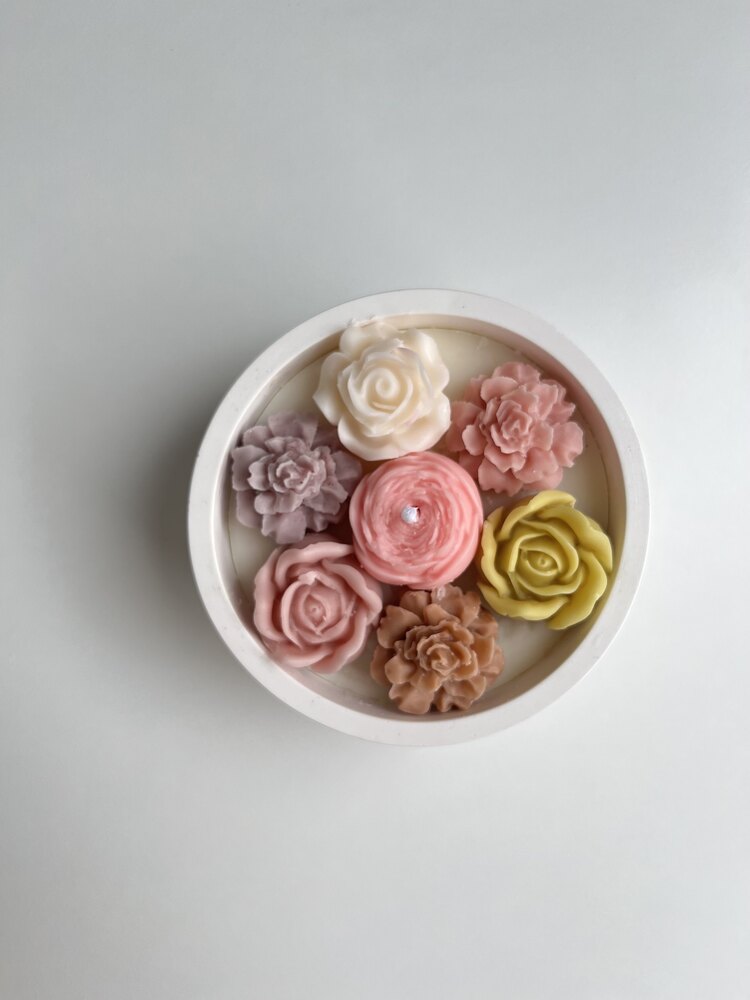 Flovers candle