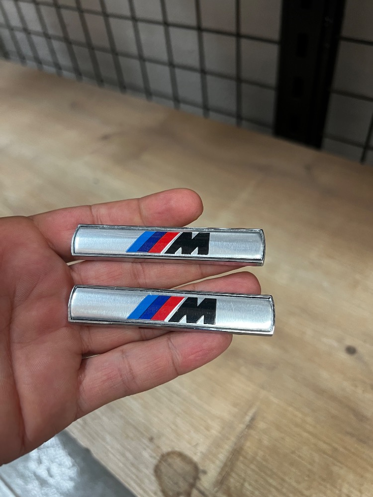 M ÇAMURLUK LOGO SAĞ SOL 
