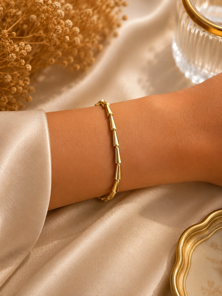 Geometrik Formlu Minimal Gold Bileklik