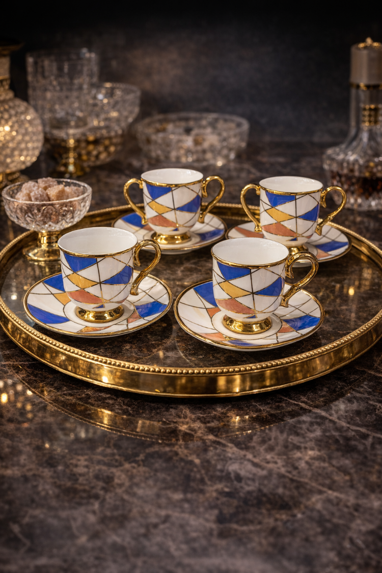 ✨ Geometrik Desenli Gold Detaylı Porselen Kahve Fincan Takımı ✨