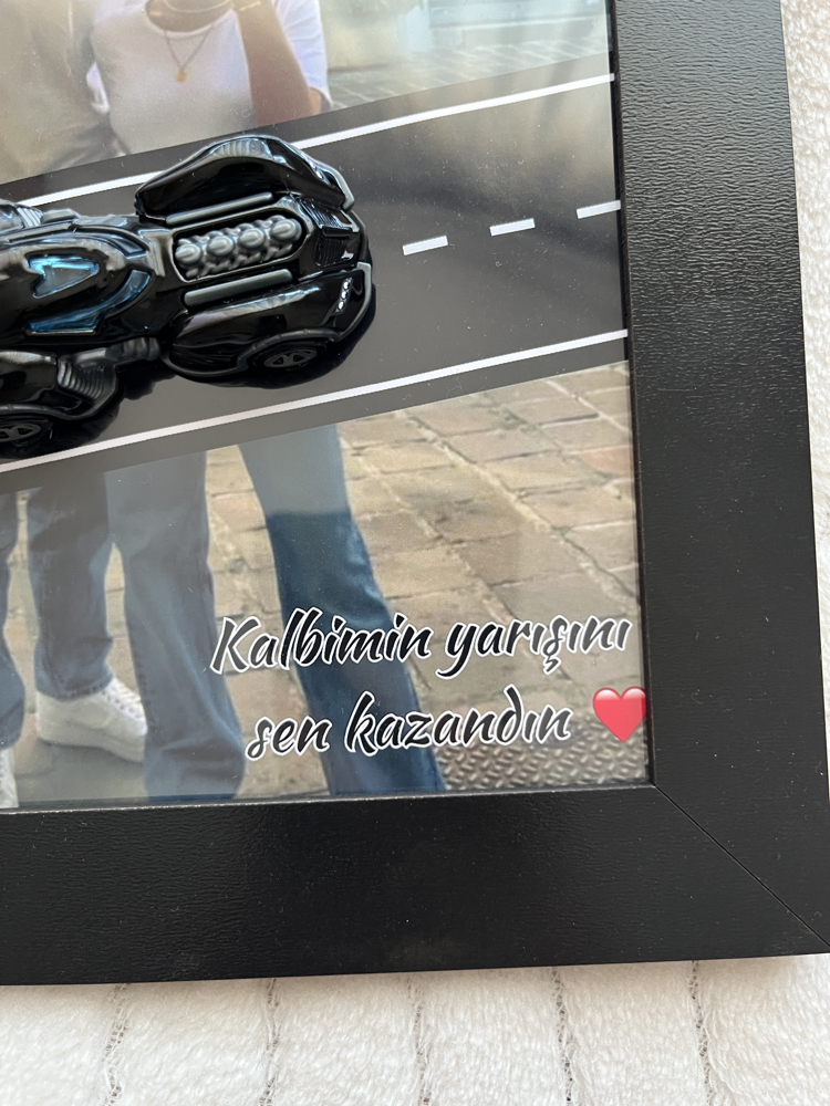Kişiye özel Hot Wheels çerçeve