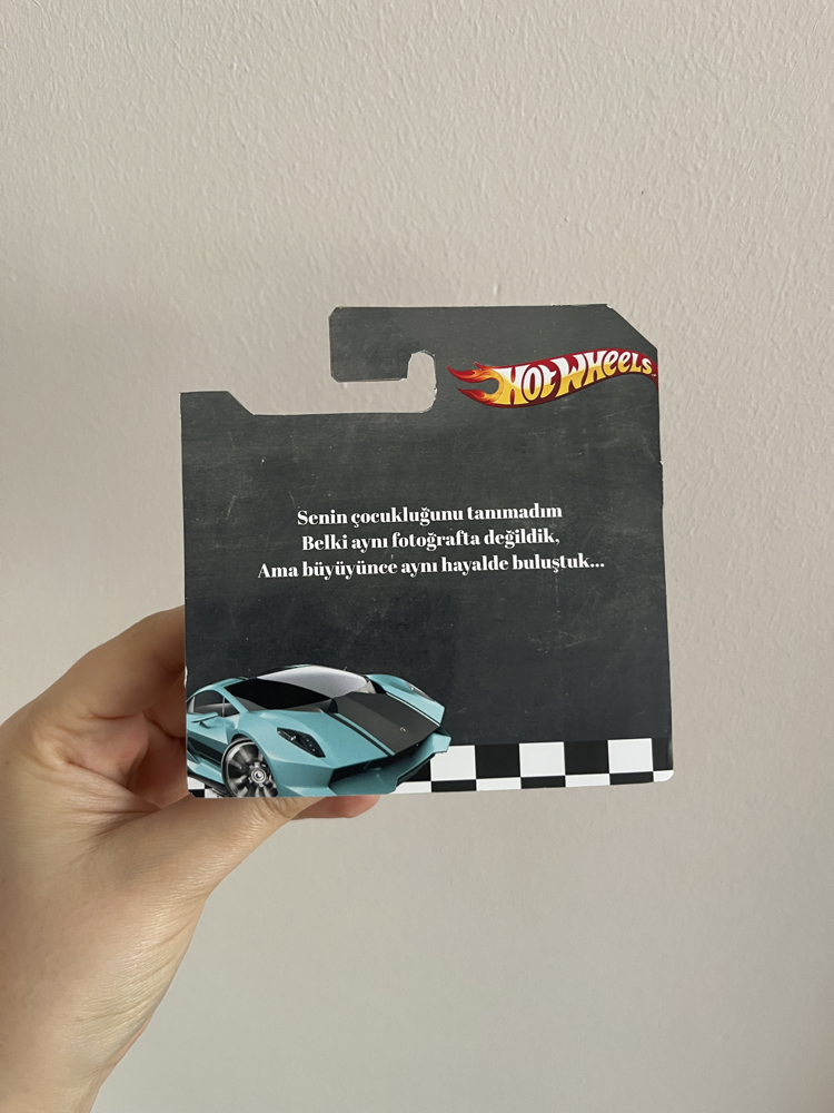 Çocukluk hot wheelsi (açıklamayı okuyunuz)