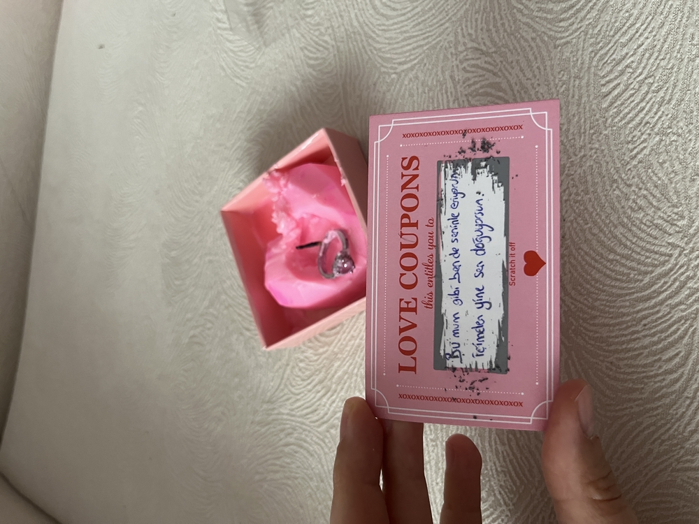 Yüzüklü mum kutusu