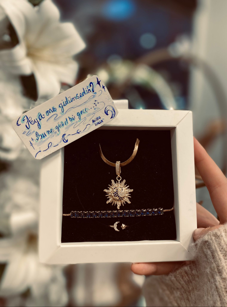 Güneş temalı set