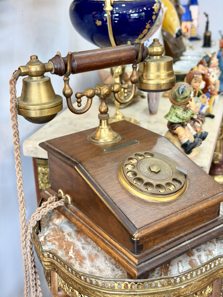 ANTİKA ÇEVİRMELİ TELEFON