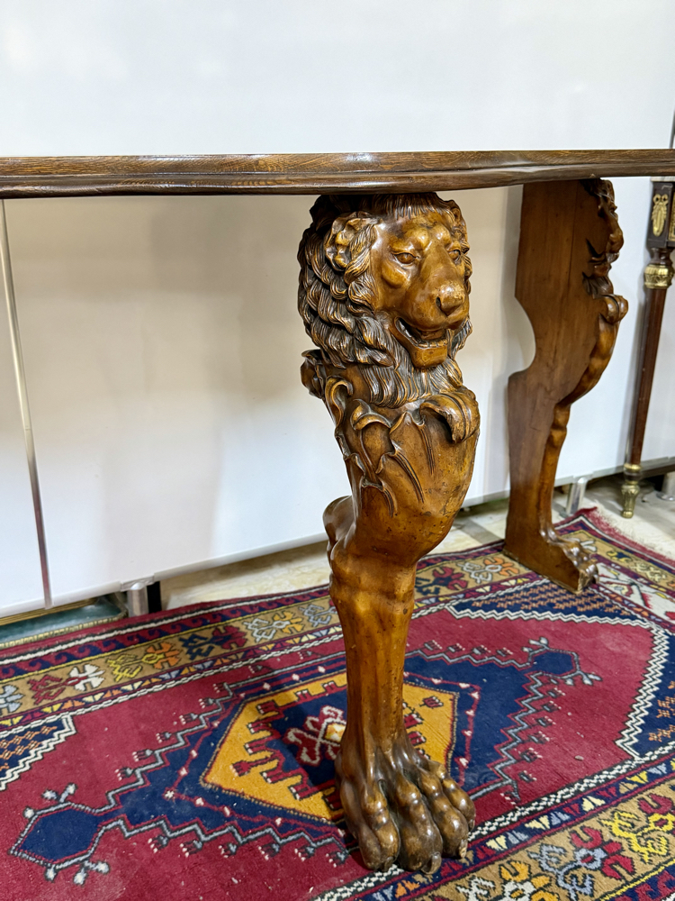 HARİKA EL İŞÇİLİĞİ AVRUPA ASLAN AYAK DRESUAR