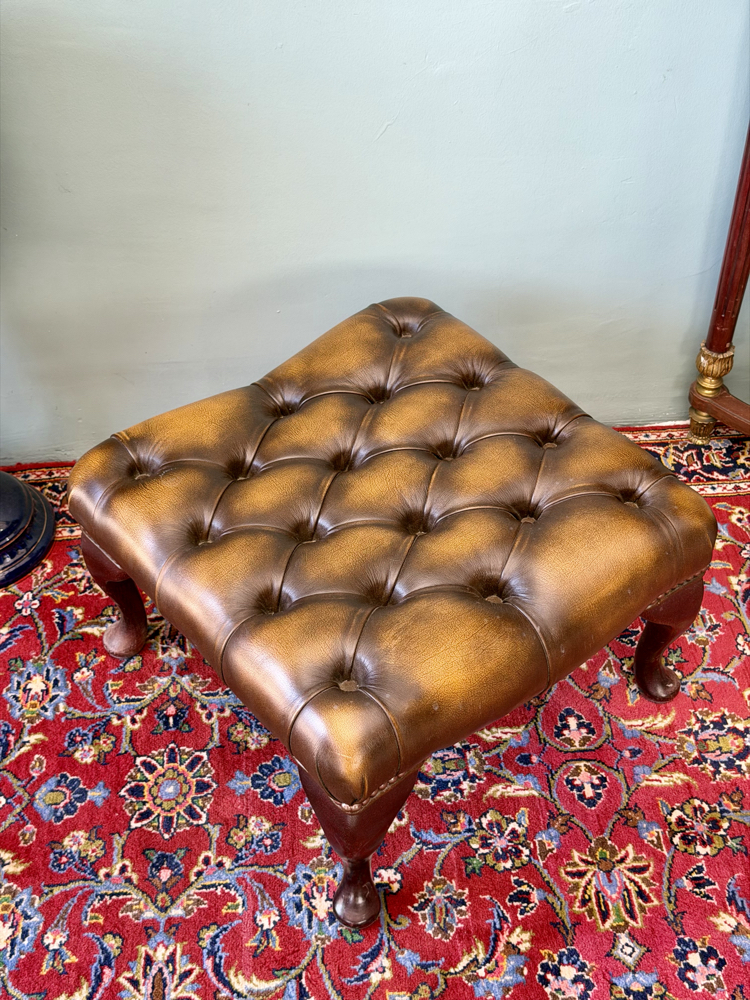CHESTERFIELD PUF
