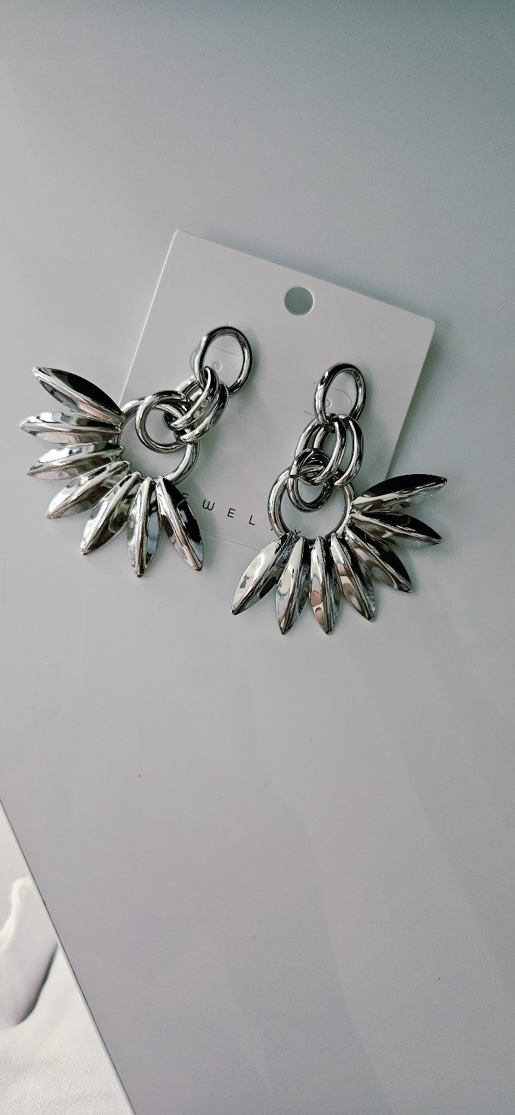 AURİZ SALLANTILI SİLVER KÜPE