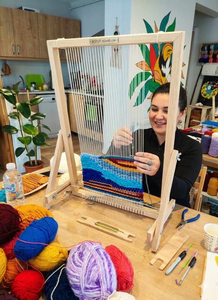 Premium Kanallı Ahşap Dokuma Tezgahı Seti (60x40 cm) – Büyük Boy