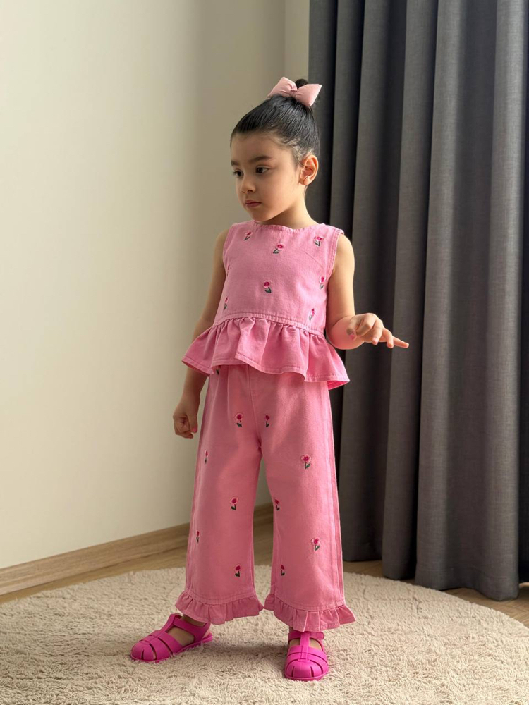 Kot 2li pembe kız takım