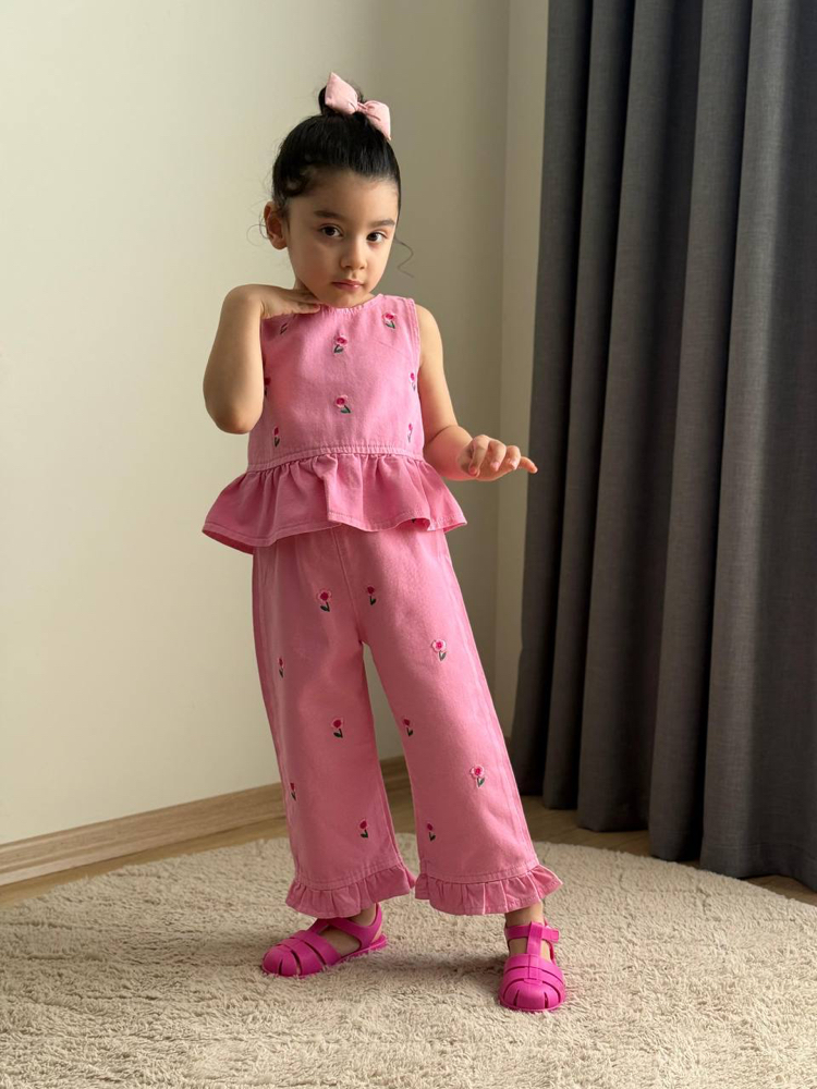 Kot 2li pembe kız takım